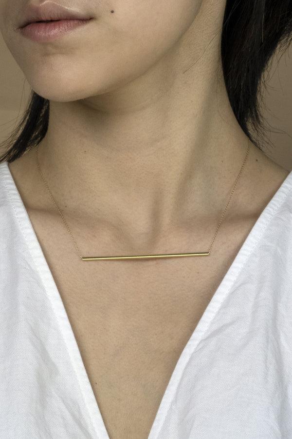 Flare Necklace Solid Gold